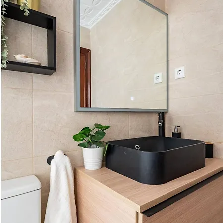 Piso Centrico En Y Cerca De La Playa Apartamento